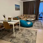 Apartment Sunflowers Summer Lozenets
