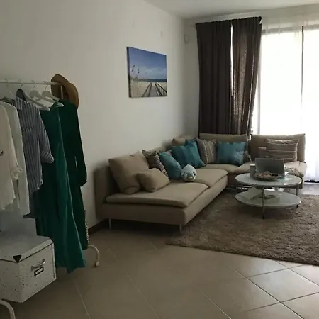 Апартаменты Sunflowers Summer Home Лозенец